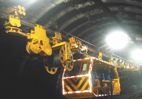 矿用单轨吊车厂家介绍单轨吊车在煤矿的初始使用